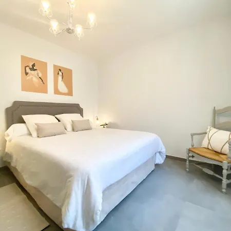 Cozy 2br Near The Port Of Appartement *