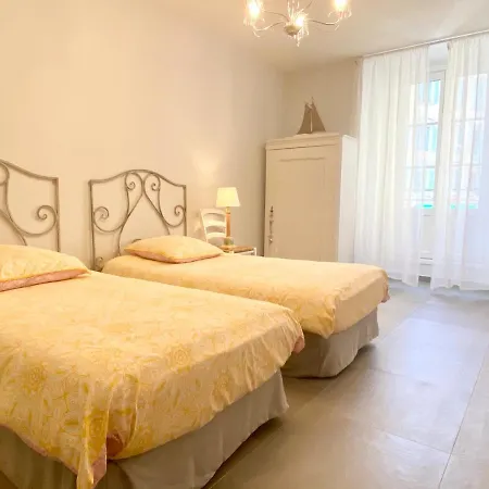 Cozy 2br Near The Port Of Nice