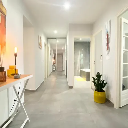 Cozy 2br Near The Port Of * Nice